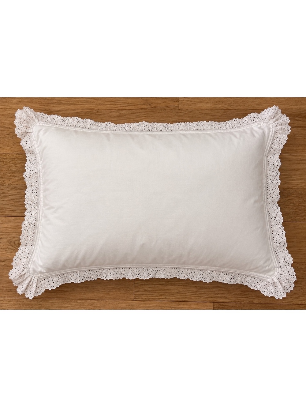 Martha Stewart Collection White Cotton Pillow Sham with Eyelet Lace Trim